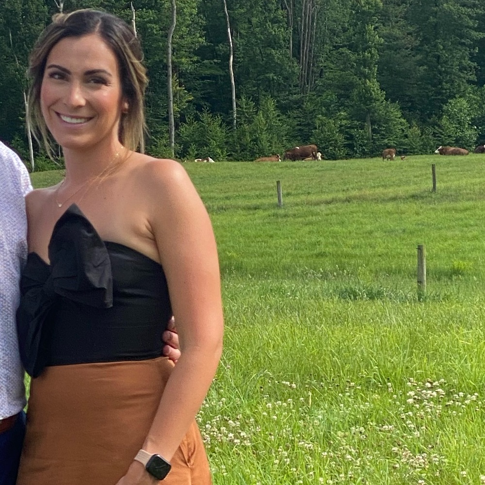 Meet your Posher, Jennifer